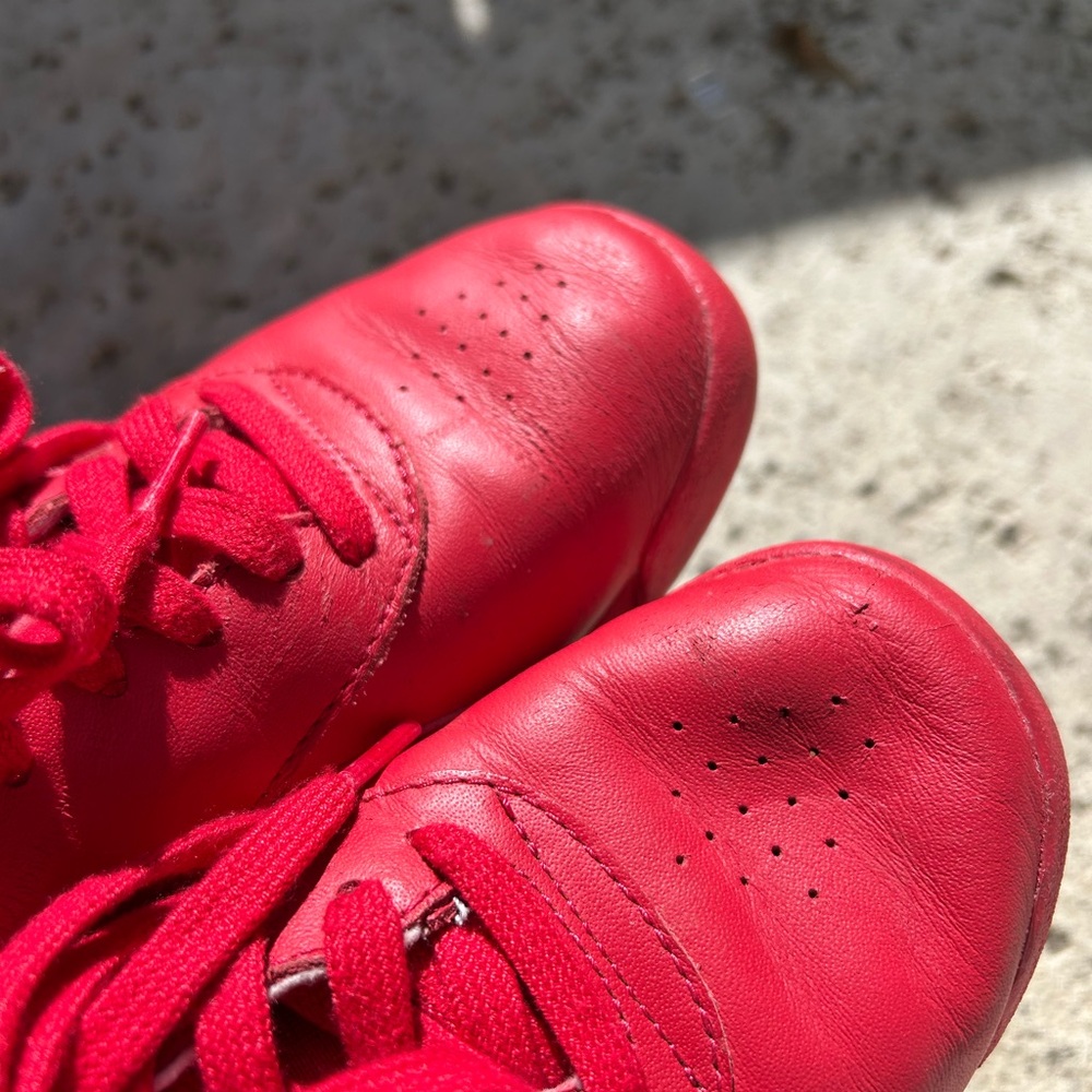 Reebok Freestyle Hi Vibrant Red Sneakers ❤️💋 - Picture 9 of 12